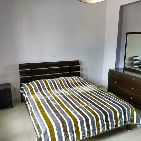 Villa With Elegance In Timi *